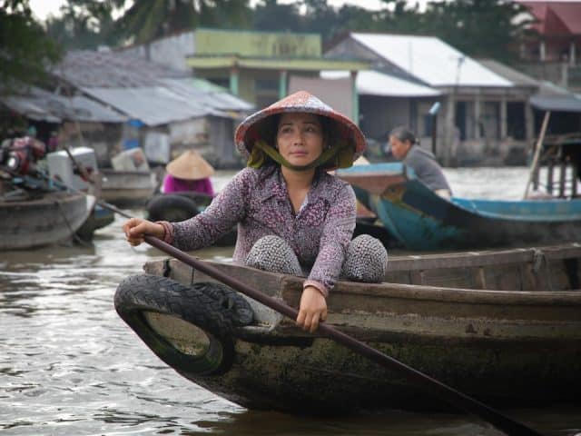 découvrez le voyage culturel, une expérience immersive qui vous plonge au cœur des traditions, de l'histoire et des arts des différentes cultures à travers le monde. explorez des destinations uniques, vivez des rencontres authentiques et enrichissez votre esprit grâce à des découvertes fascinantes.